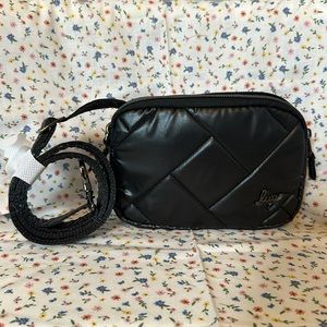 Coupe SE- metallic black